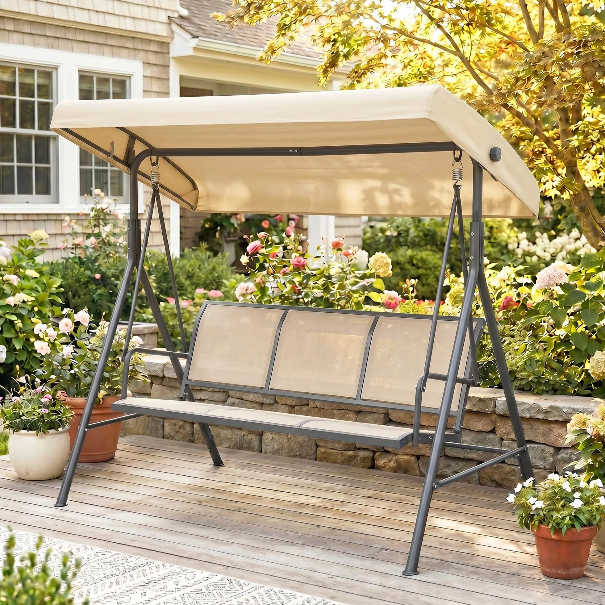 Outsunny Dondolo da Giardino 3 Posti con Tettuccio Parasole Regolabile, Dondolo da Esterno con Seduta Traspirante in Poliestere e Telaio in Acciaio, Portata 200 kg, Anti UV, 175x118x159 cm, Beige