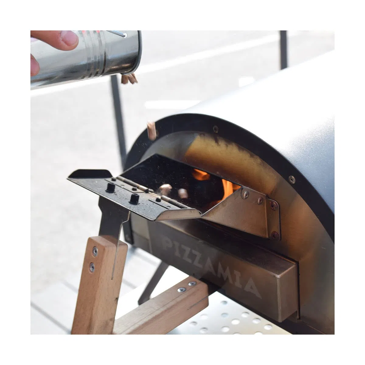 Vulcano Forno per Pizza a Pellet da Esterno e Interno