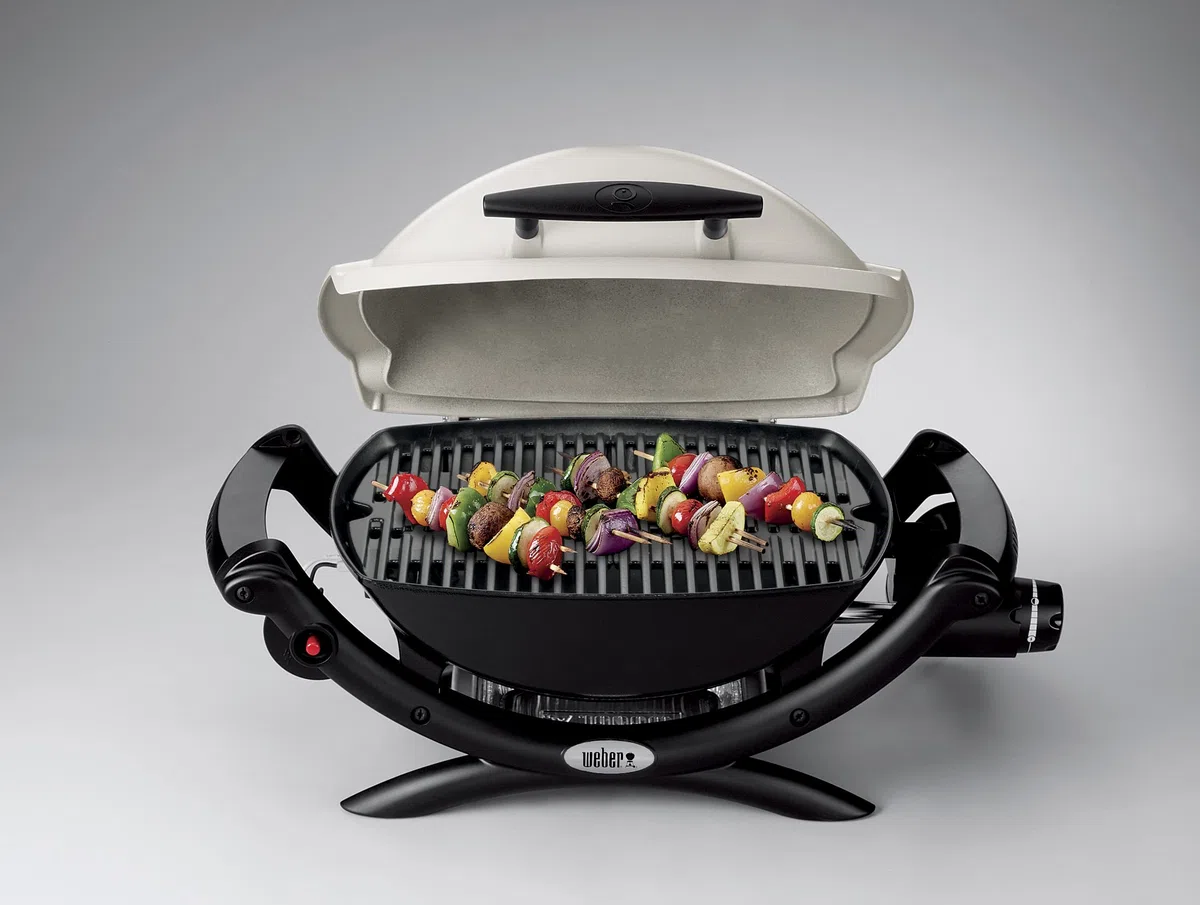 Weber Q1000 BBQ a Gas Barbecue Portatile 43x32cm 1 Bruciatore Ghisa Smaltata Alluminio pressofuso